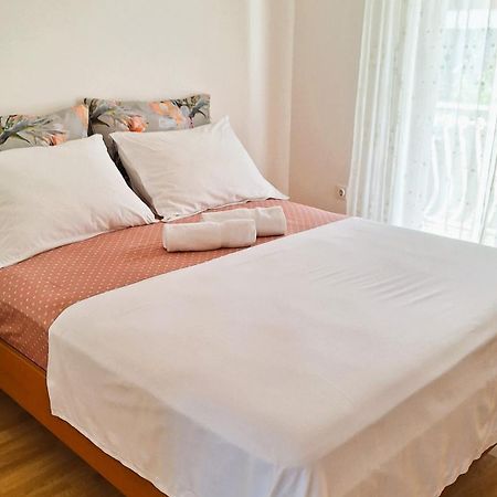 Apartmani I & J Seric Seget Vranjica Exterior photo